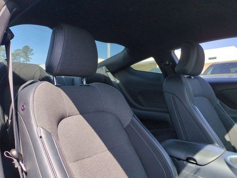 Used 2024 Ford Mustang Coupe image 32