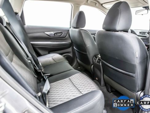 Used 2020 Nissan Rogue S image 33