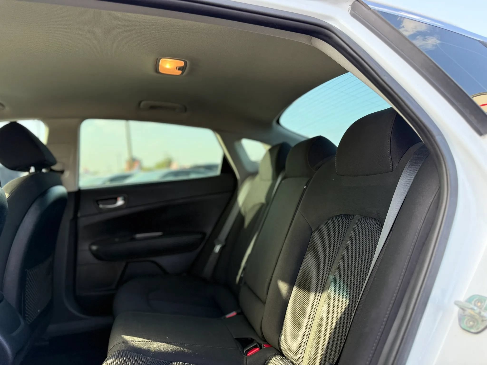 Used 2019 Kia Optima LX FWD image 17