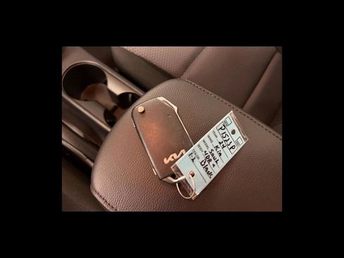 Used 2024 Kia Soul LX w/ Option Group 015 FWD image 25