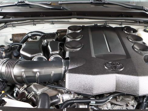 Used 2023 Toyota 4Runner SR5 Premium w/ Moonroof Package image 33