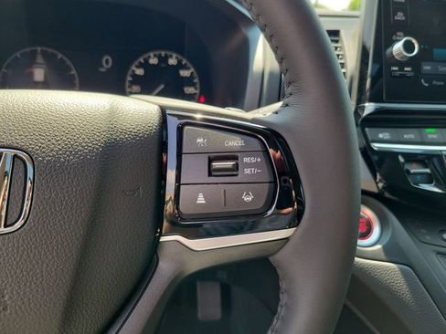 Certified 2026 Honda Odyssey EX-L image 19