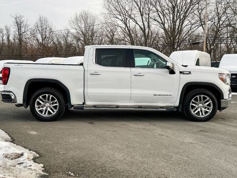 Used 2022 GMC Sierra 1500 SLT w/ SLT Premium Plus Package image 2