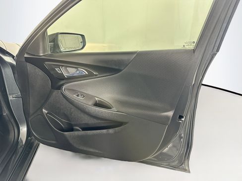 Used 2017 Chevrolet Malibu LT w/ Driver Confidence Package image 30