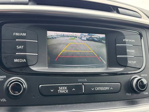 Used 2016 Kia Sorento EX FWD image 11