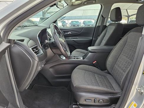 Used 2022 Chevrolet Equinox LT image 24