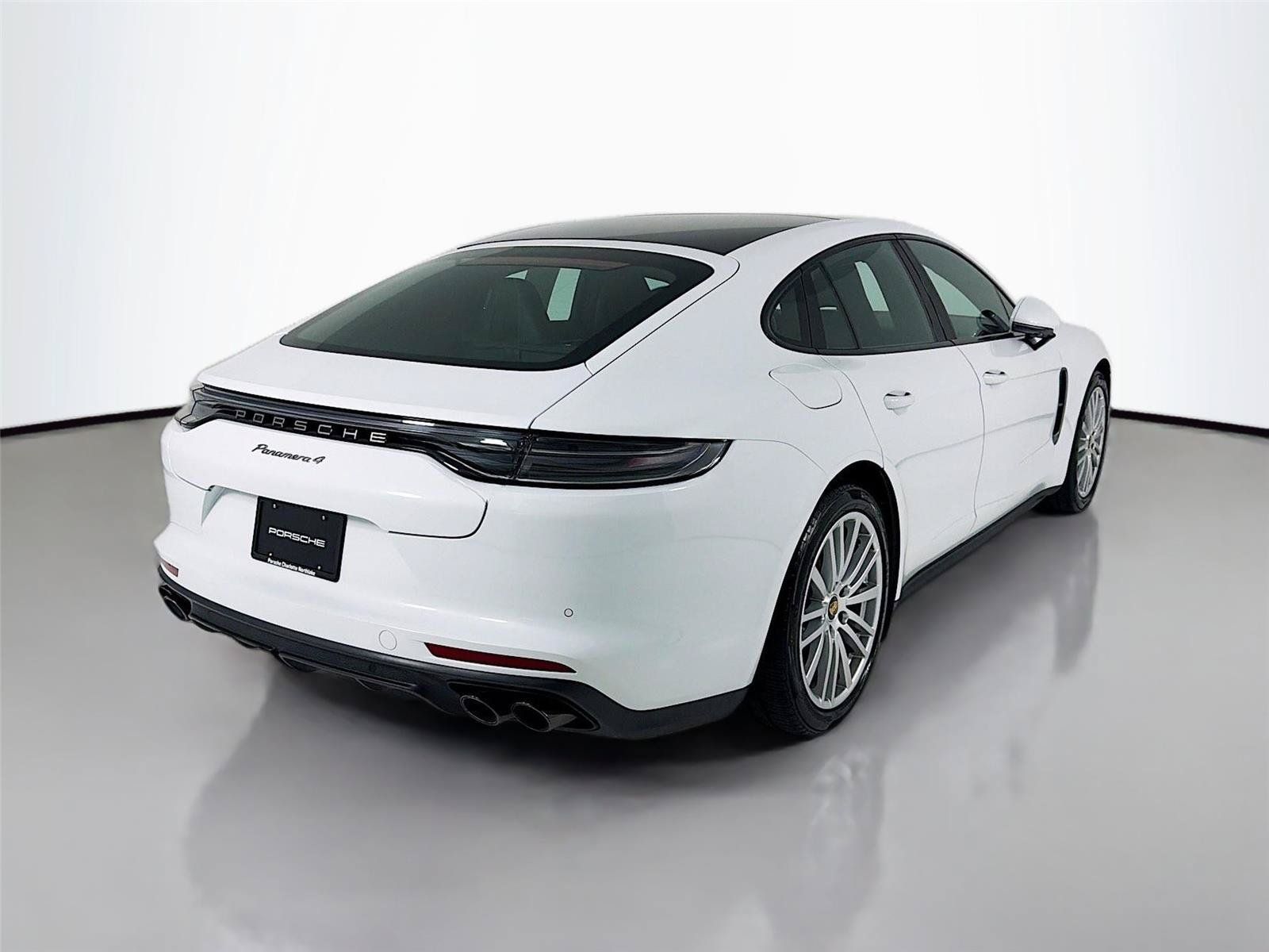 Used 2023 Porsche Panamera 4 Platinum Edition AWD/4WD image 26