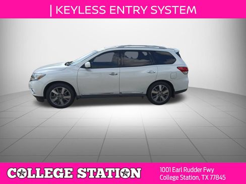 Used 2015 Nissan Pathfinder Platinum FWD image 7