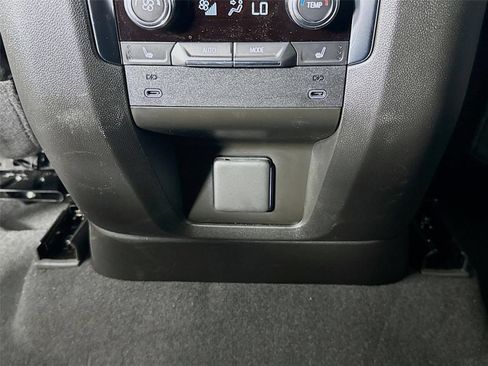 Certified 2026 GMC Yukon Denali w/ Sun & Power Step Package AWD/4WD image 28