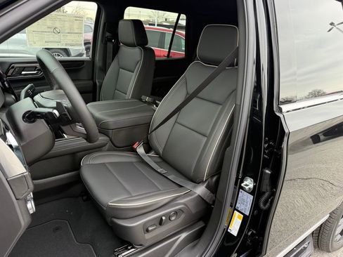 New 2026 GMC Yukon Elevation image 10