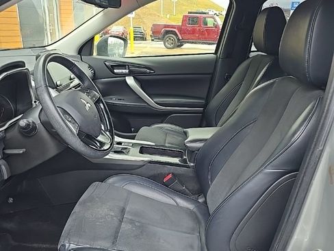 Used 2024 Mitsubishi Eclipse Cross SE image 6