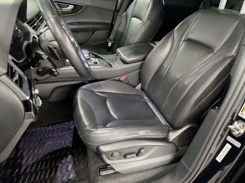 Used 2017 Audi Q7 3.0T Prestige image 5