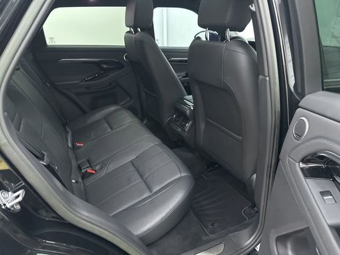 Used 2023 Land Rover Range Rover Evoque R-Dynamic SE image 25