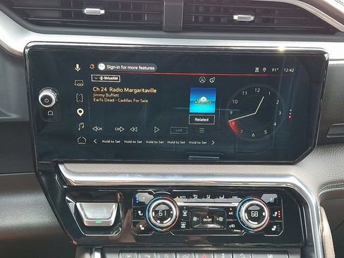 Used 2024 GMC Sierra 1500 Denali w/ Denali Reserve Package AWD/4WD image 18