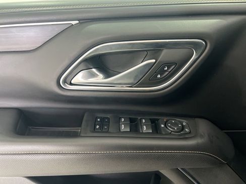 Used 2023 GMC Yukon SLT image 19