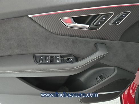 Used 2024 Audi SQ8 Premium Plus image 19