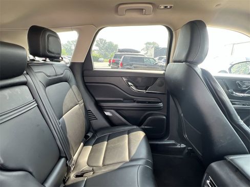 Used 2023 Lincoln Corsair Standard w/ Equipment Group 101A image 14