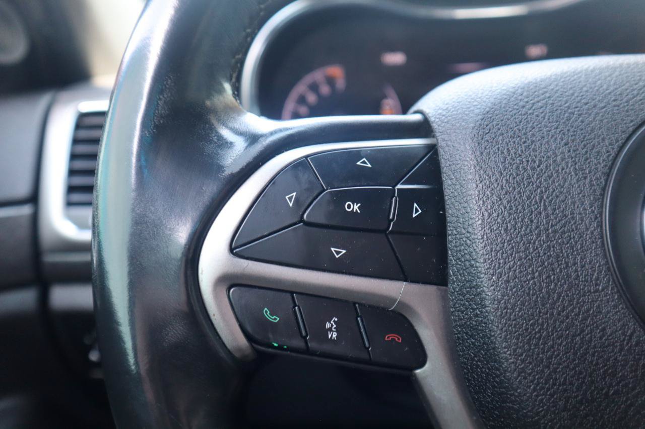 Used 2018 Jeep Grand Cherokee Laredo AWD/4WD image 60