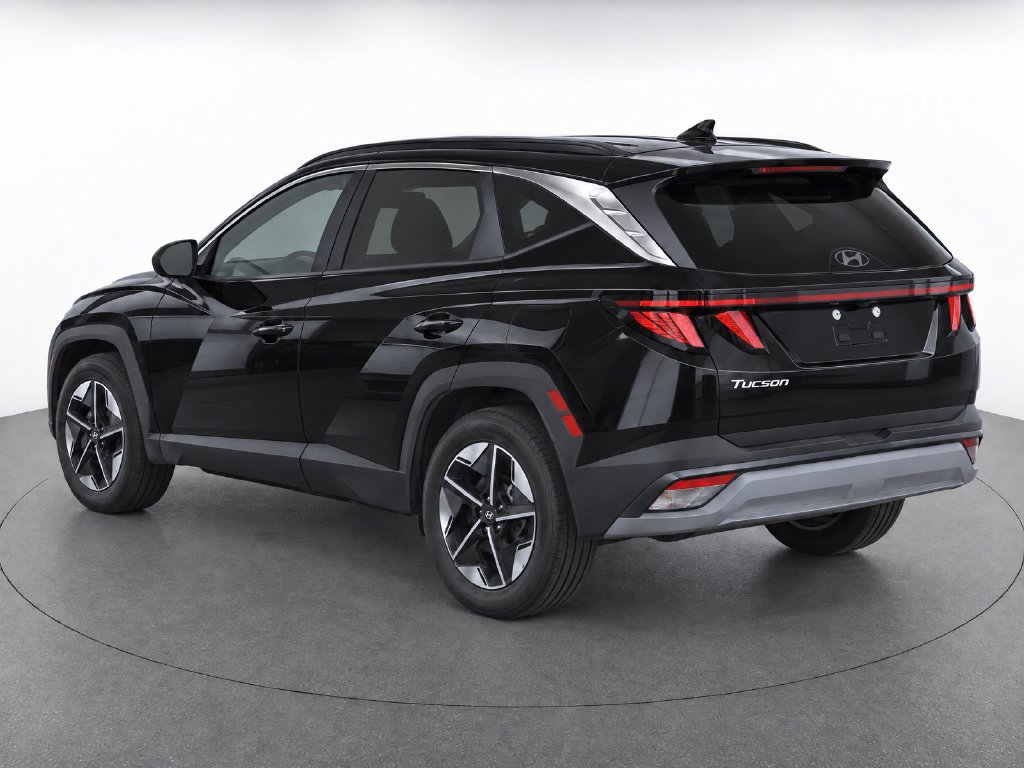 Used 2025 Hyundai Tucson SEL FWD image 3
