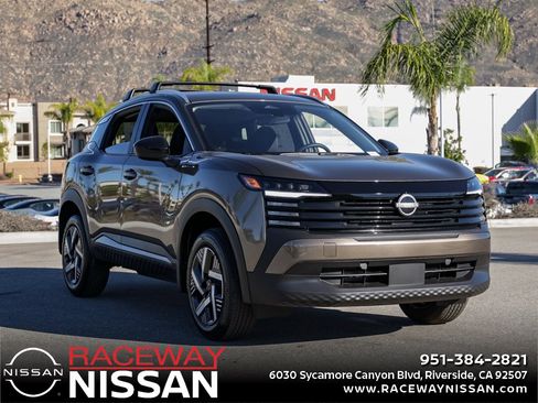 New 2026 Nissan Kicks SV image 1