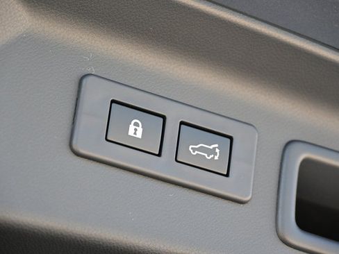 New 2025 Subaru Forester Limited w/ Popular Package image 16