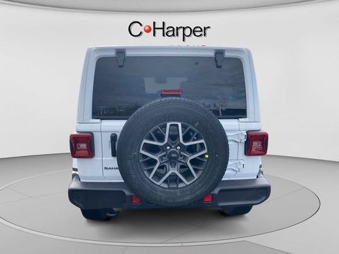 New 2026 Jeep Wrangler Unlimited Sahara AWD/4WD image 4