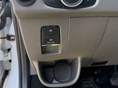 Certified 2023 Ford Transit 350 XLT RWD image 31
