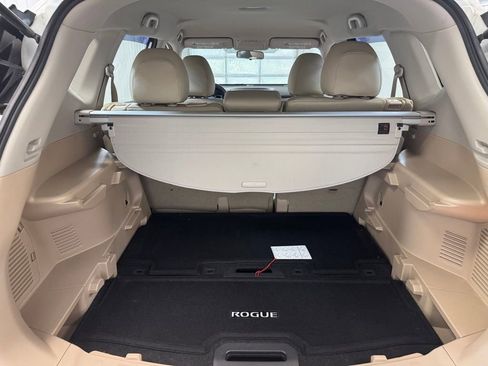 Used 2016 Nissan Rogue S FWD image 24