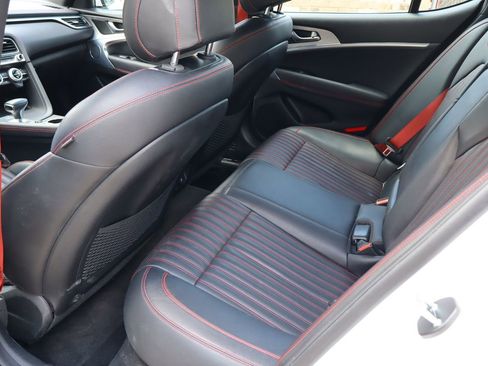 Used 2023 Genesis G70 2.0T w/ Sport Prestige Package RWD image 6