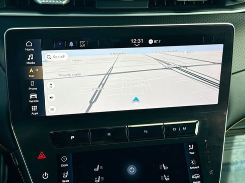 Certified 2024 Maserati Grecale Trofeo image 31