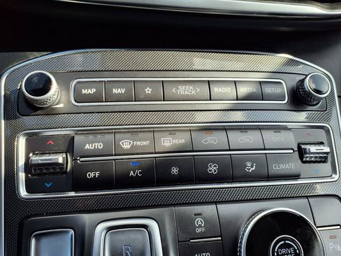 Used 2021 Hyundai Santa Fe Limited FWD image 7