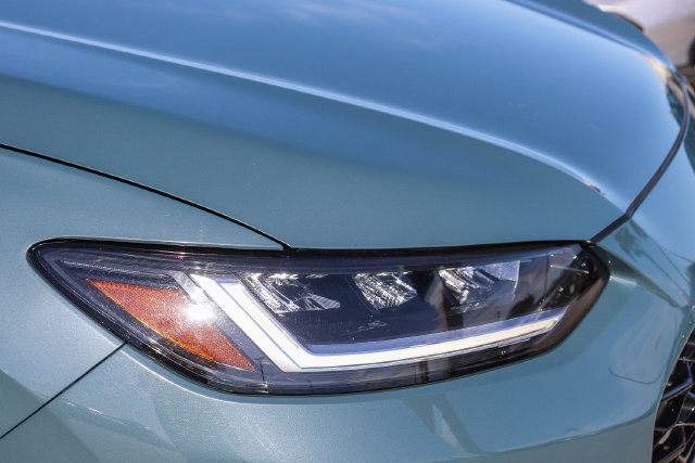 Used 2024 Honda HR-V EX-L image 6