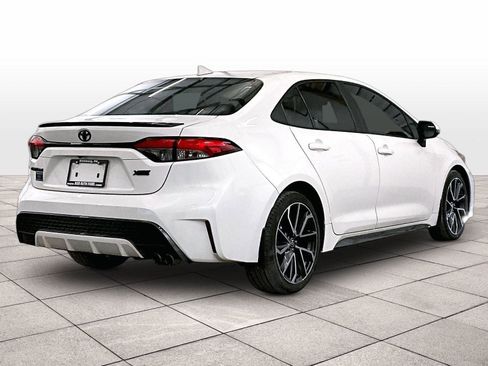 Used 2020 Toyota Corolla XSE FWD image 11