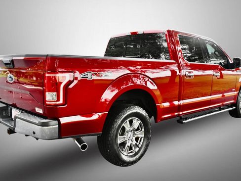Used 2017 Ford F150 XLT w/ Equipment Group 302A Luxury AWD/4WD image 7