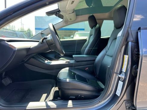 Used 2021 Tesla Model 3 Long Range AWD/4WD image 19