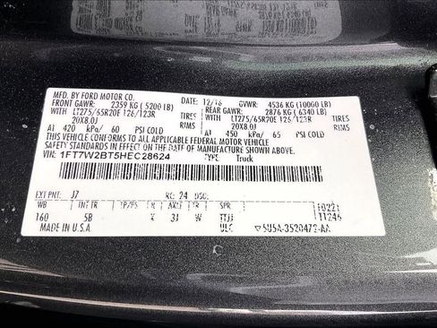 Used 2017 Ford F250 Lariat w/ Lariat Value Package image 32