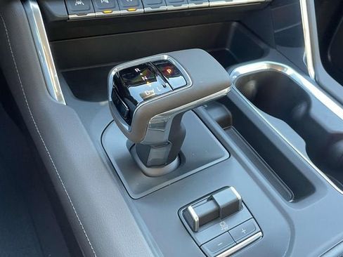 New 2026 GMC Sierra 1500 Denali AWD/4WD image 17