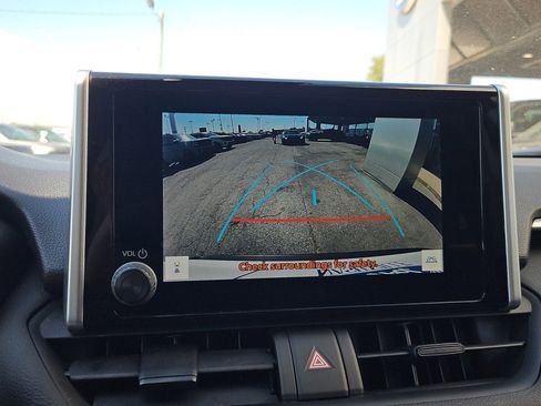 Used 2023 Toyota RAV4 XLE image 21