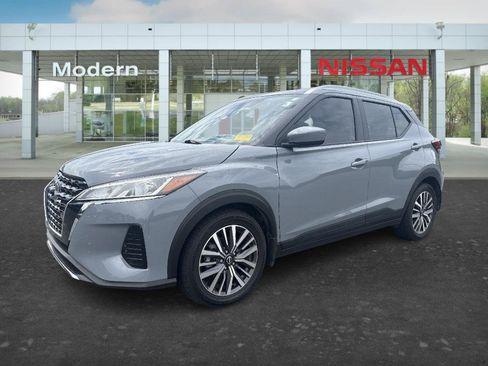 Certified 2024 Nissan Kicks SV FWD image 1