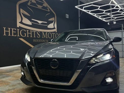 Used 2019 Nissan Altima 2.5 SV image 6