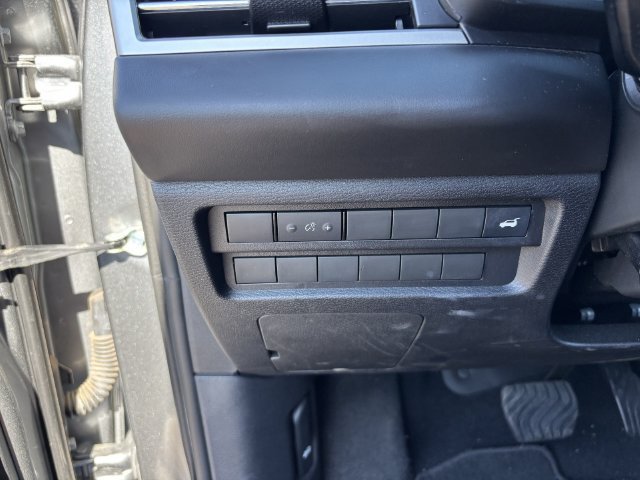 Used 2024 Mitsubishi Outlander SEL FWD image 31