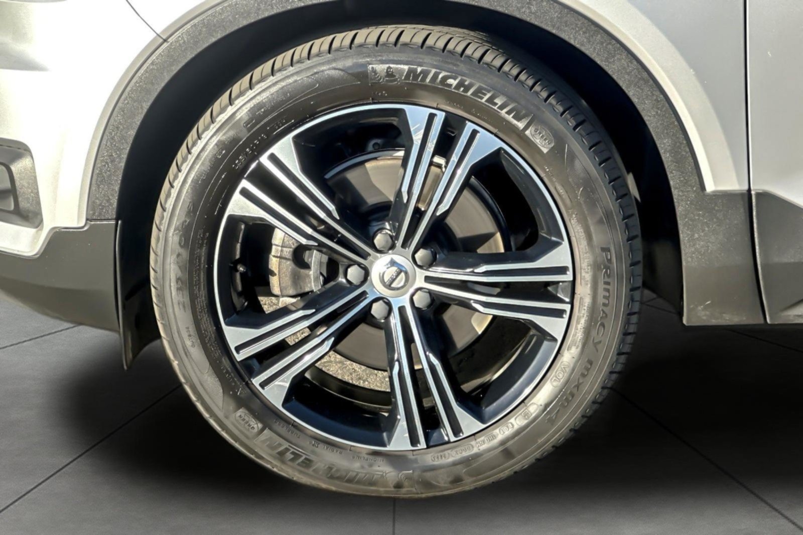 Used 2019 Volvo XC40 T5 Inscription AWD/4WD image 26