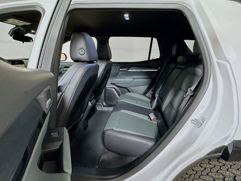 New 2027 GMC Terrain AT4 AWD/4WD image 13