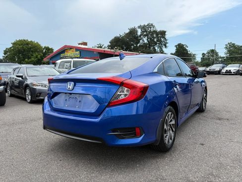 Used 2018 Honda Civic EX image 5