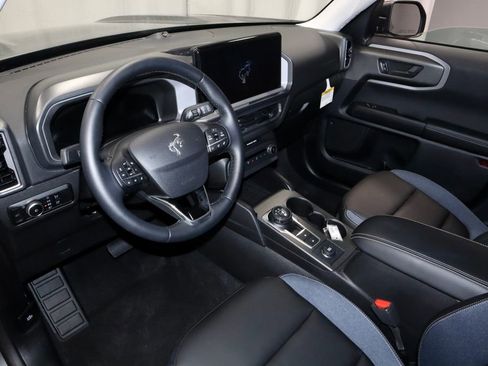 Certified 2025 Ford Bronco Sport Outer Banks w/ Outer Banks Tech Package+ AWD/4WD image 26