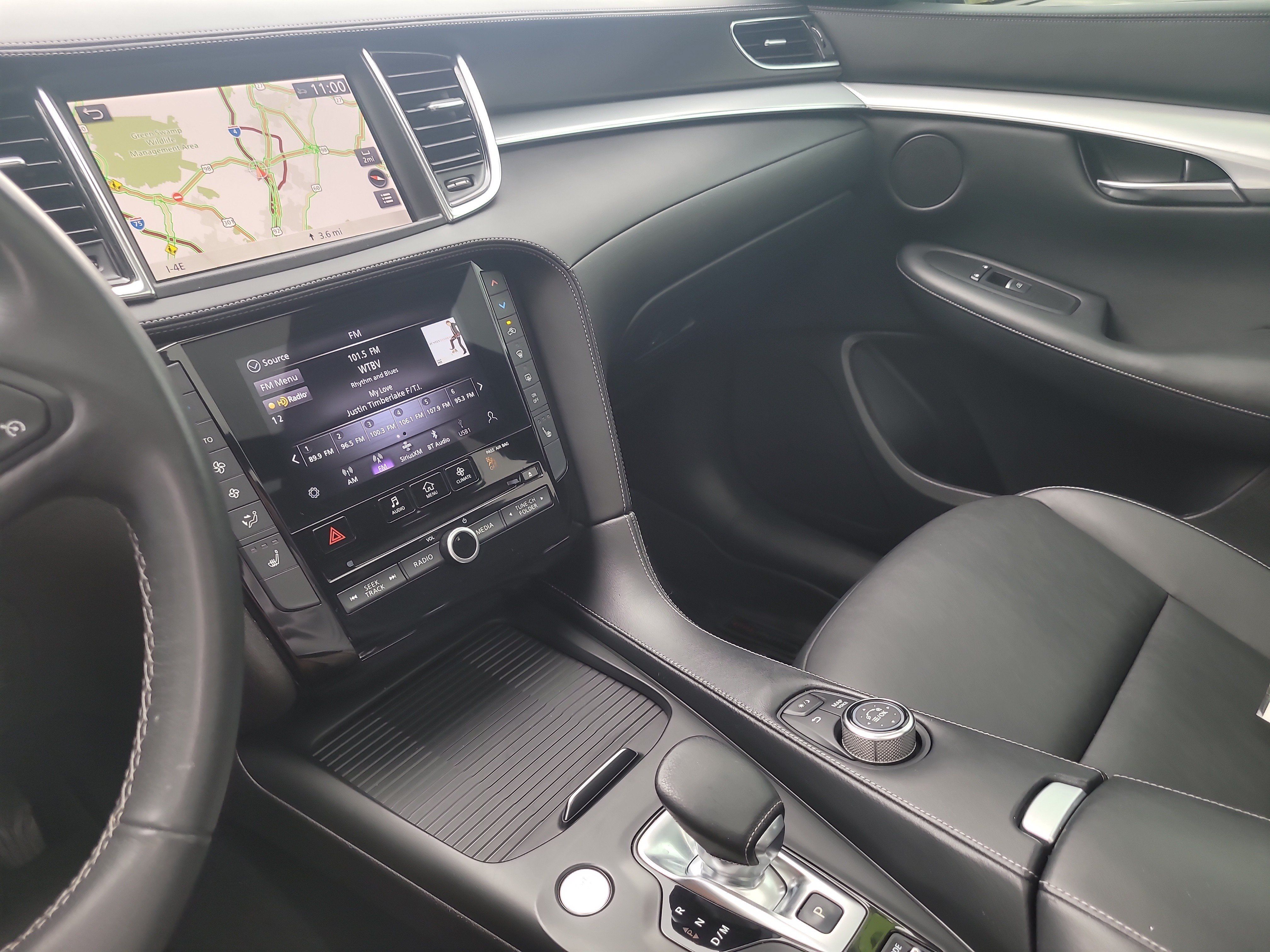 Used 2020 INFINITI QX50 Luxe w/ Navigation Package FWD image 24