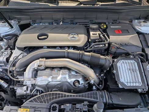 New 2026 Mercedes-Benz GLB 250 4MATIC image 17