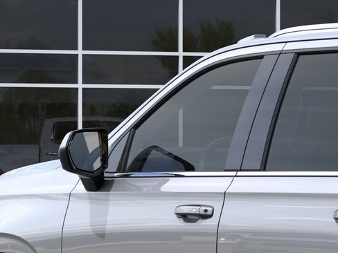 New 2026 Chevrolet Suburban LS RWD image 36