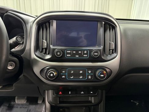 Used 2016 Chevrolet Colorado LT w/ LT Convenience Package image 12