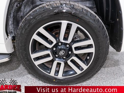 Used 2018 Toyota 4Runner Limited image 10